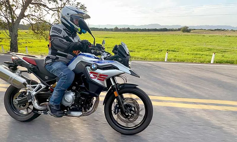 Hay fallas en la BMW F 750 GS Sport Hicimos prueba a fondo y esto pasó