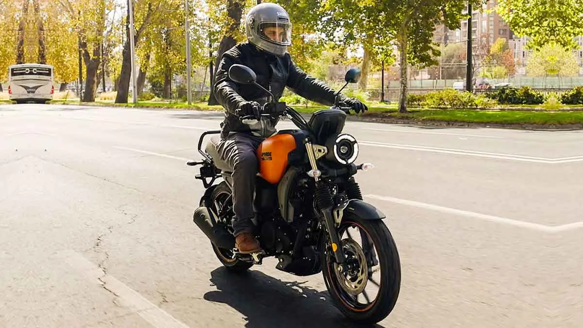 Nueva-Yamaha-FZ-X-Ya-se-encuentra-disponible-Cuanto-vale