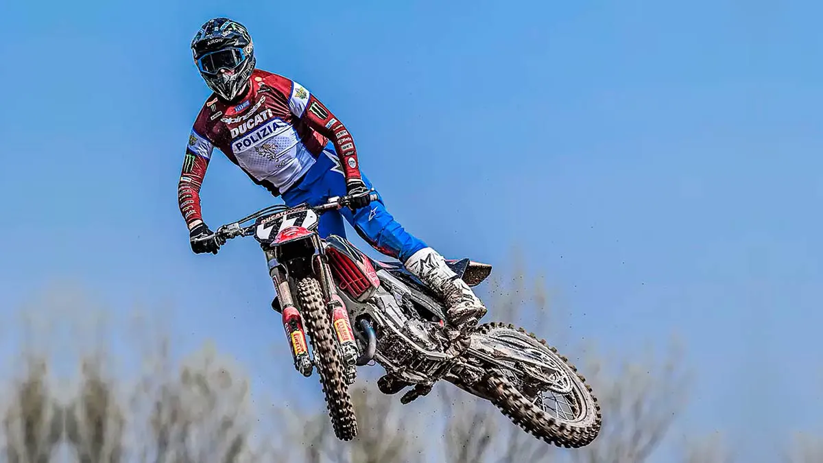 Ducati Desmo450 MX