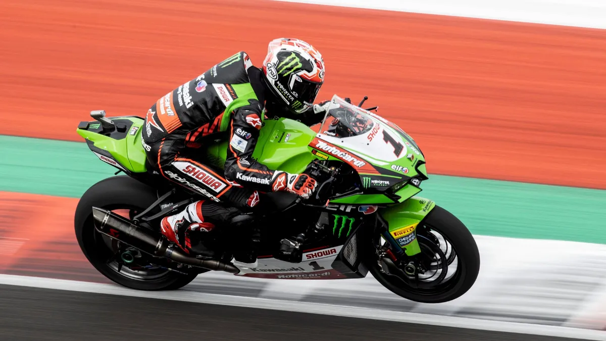 https://publimotos.com/wp-content/uploads/2024/04/Oficial-Kawasaki-se-va-del-mundial-de-superbikes-este-2024-3.jpg