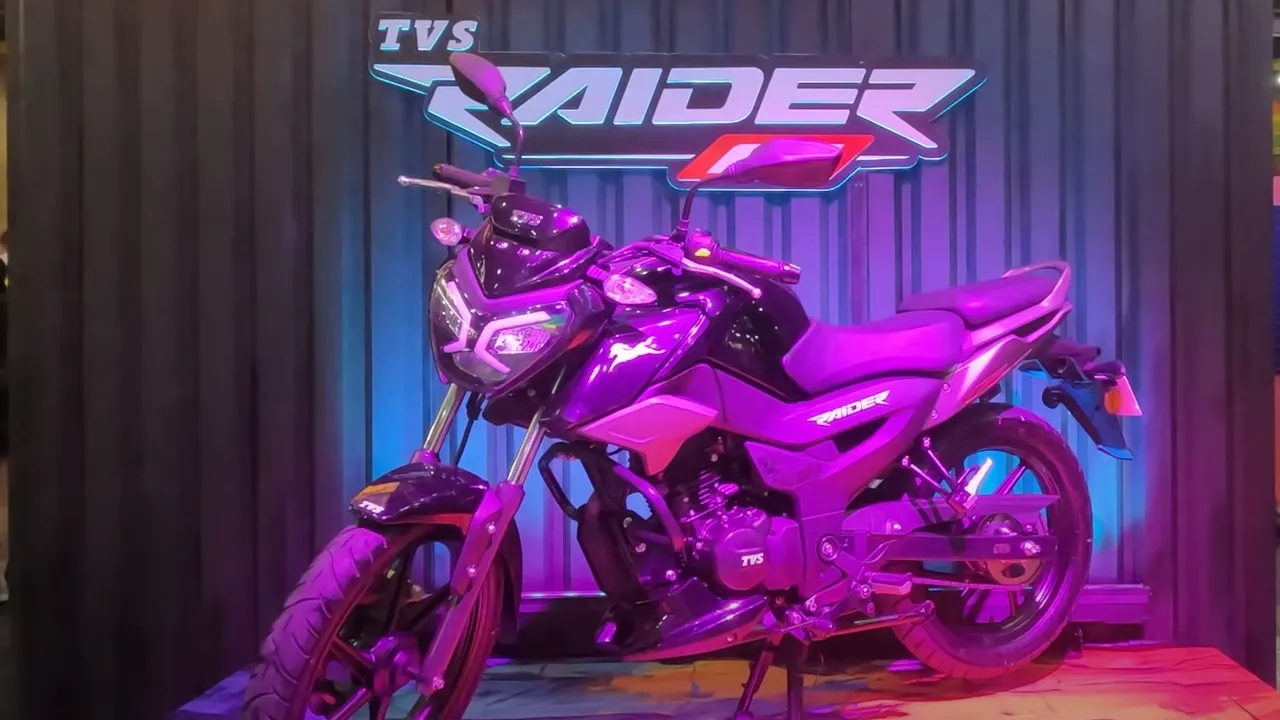 TVS-Raider-125-FI-1