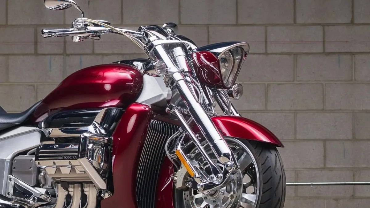 La Honda Rune tiembla con la llegada de esta gigante moto de 8 cilindros